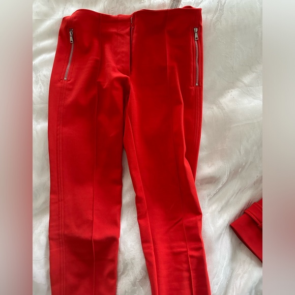 Red pants - Picture 5 of 5